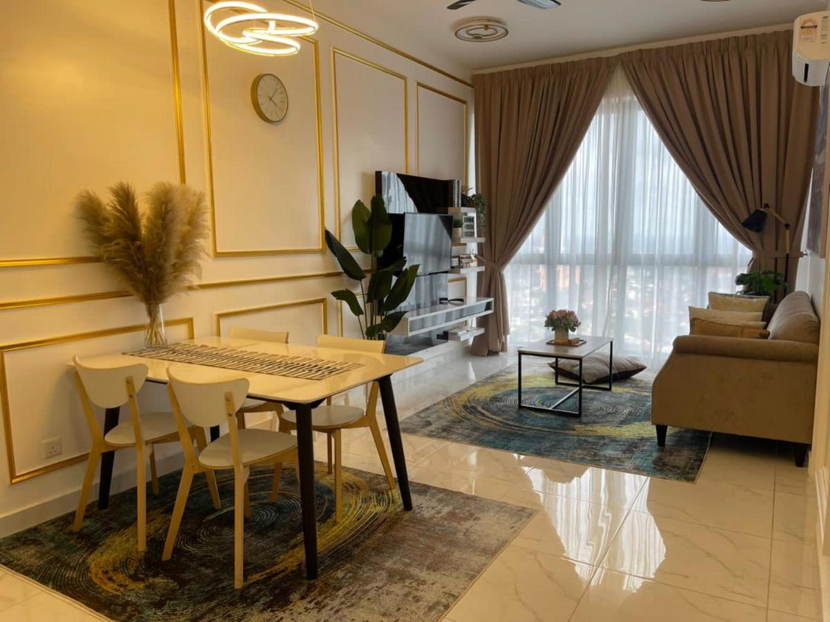 Auranadtroikakb Apartment Wifi-Netflix-Coway Кота Бару Екстериор снимка