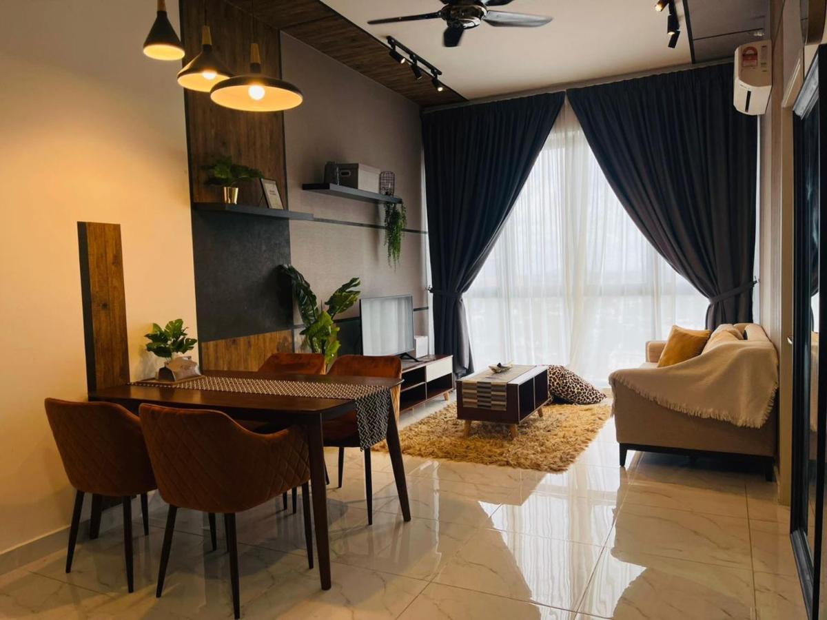 Auranadtroikakb Apartment Wifi-Netflix-Coway Кота Бару Екстериор снимка